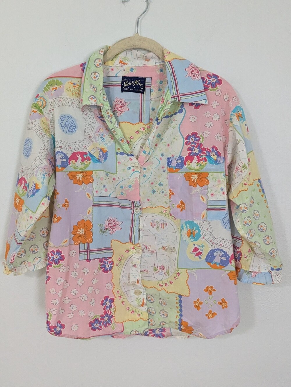Vintage Nick & Nora Printed Pajama Shirt Button Front Ruffle Cuff Colorful Small